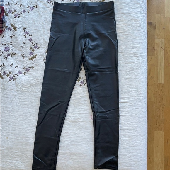 New - Picture 2 of 2